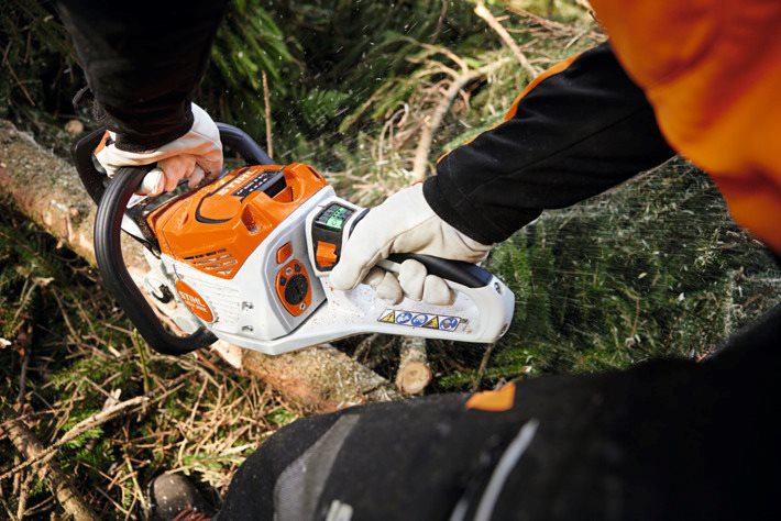 Pilarka Akumulatorowa Stihl  MSA 300 C-O Prowadnica 40cm, bez akumulatora i ładowarki