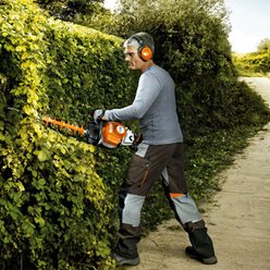 Nożyce Do Żywopłotu Spalinowe Stihl HS 82 R 60cm/ 0,7kW/1km